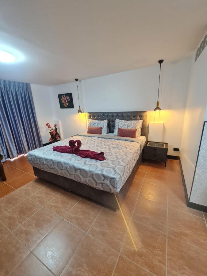 Happy Beach Jomtien Guesthouse Exterior foto